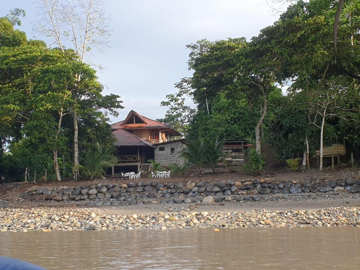 Playa Tortuga Apartment Misahualli Bagian luar foto