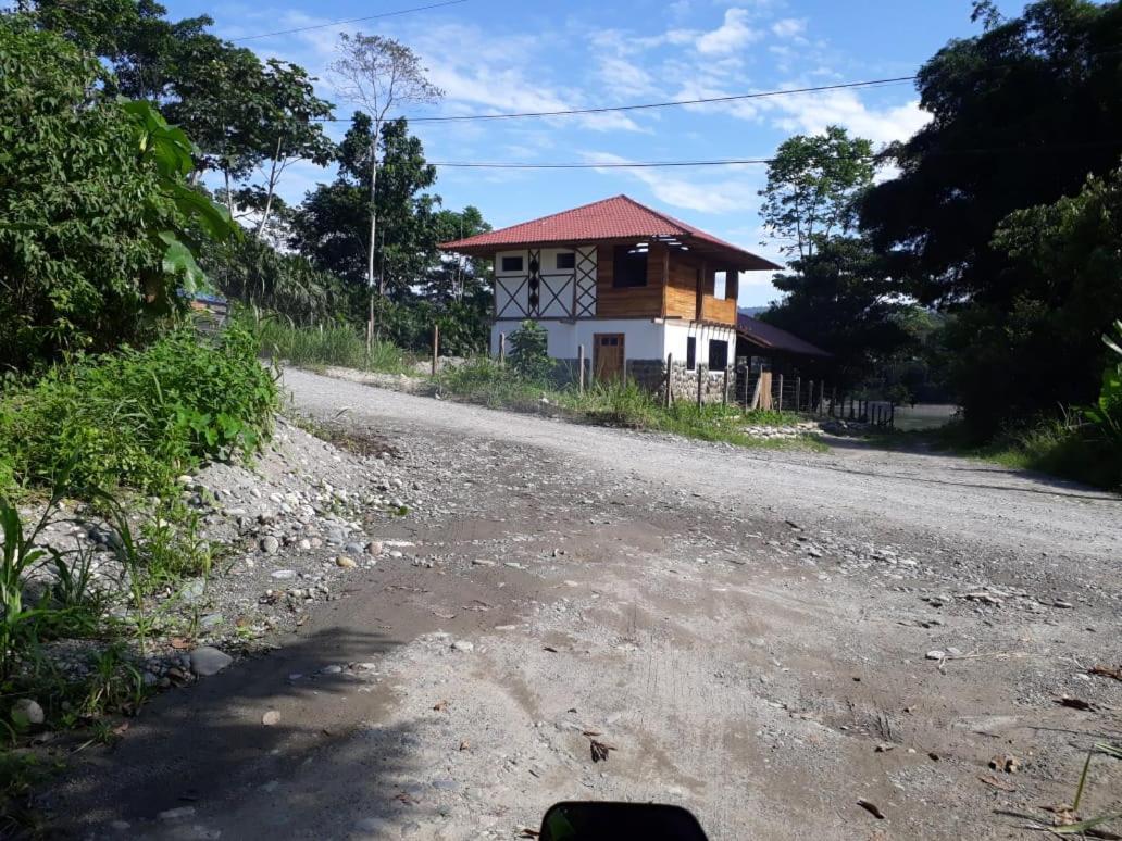 Playa Tortuga Apartment Misahualli Bagian luar foto